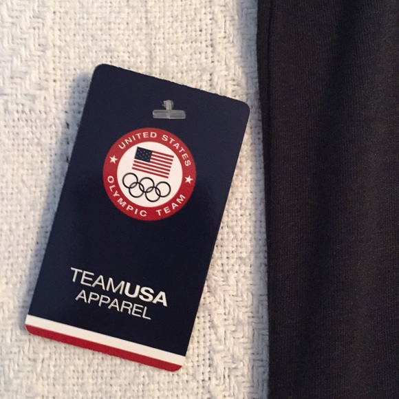 Nike women’s top - Picture 6 of 8